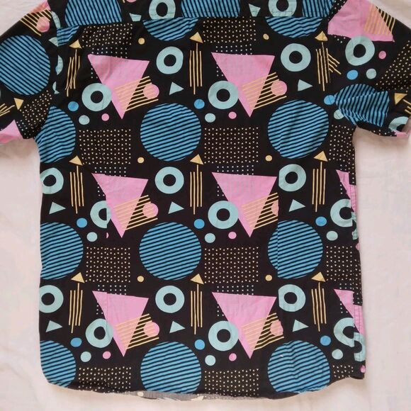 Massive Shirt Short Sleeve Button Up Colorful Geometric Retro Mens Medium - Picture 9 of 11